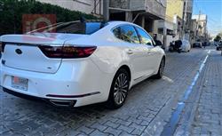 كيا كادينزا